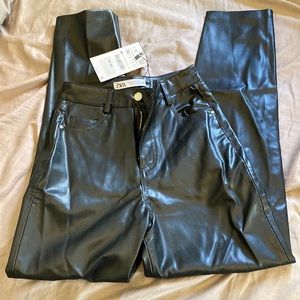 Faux Leather Zara pants Black